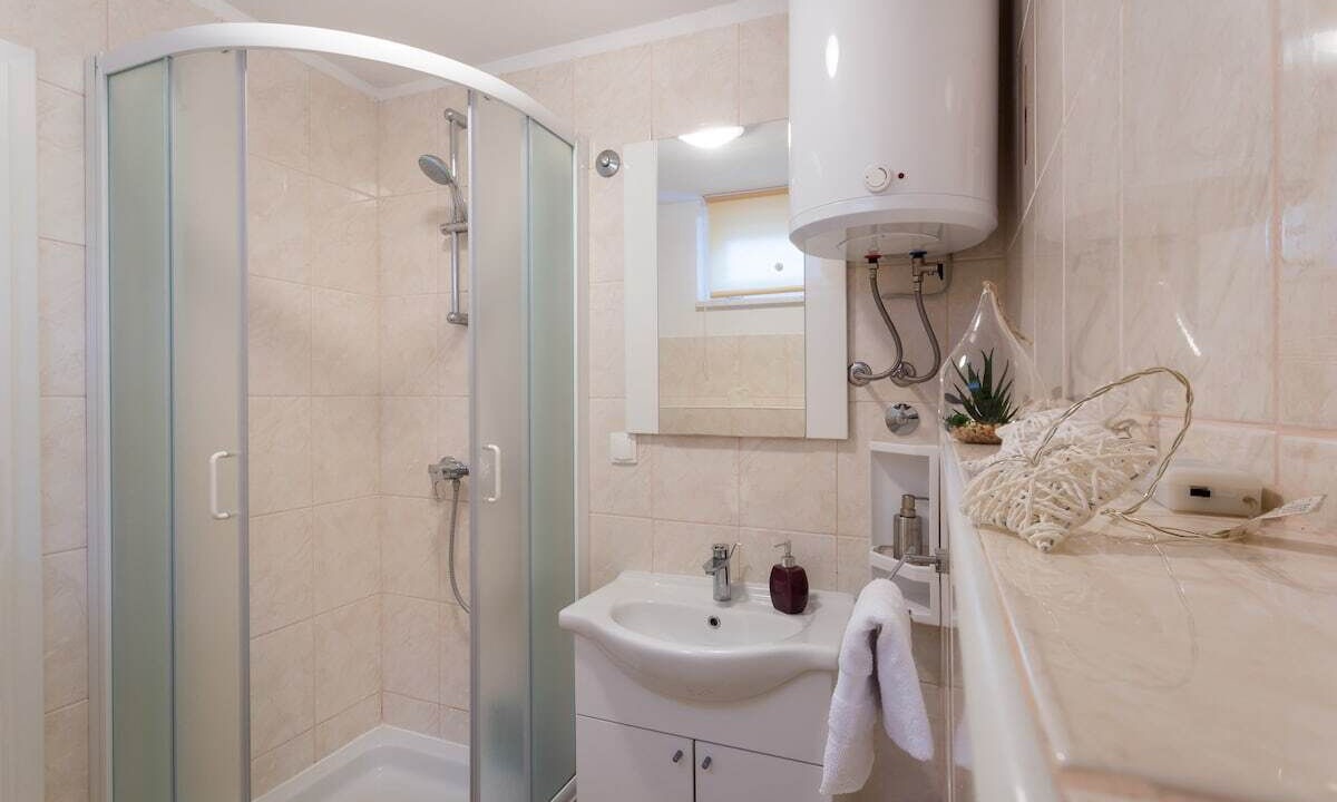 Photo of Bathroom in Slatine
