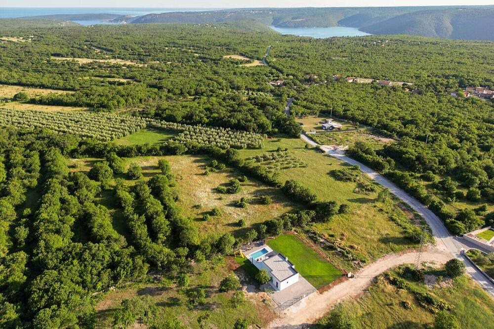 Photo of Outdoor in Brgod
