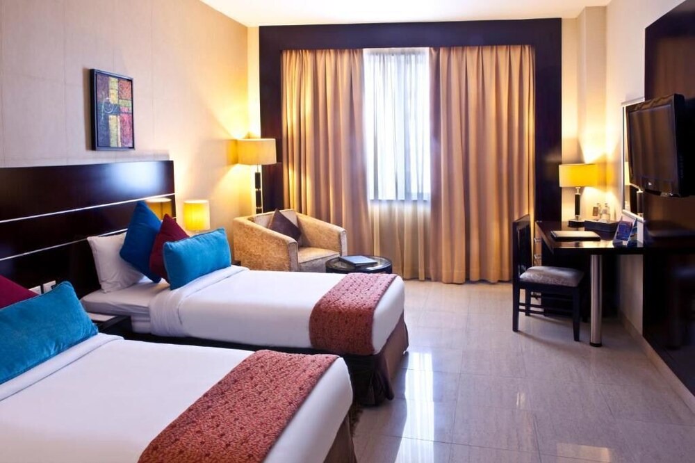 Photo of Bedroom in Al Muraqqabat