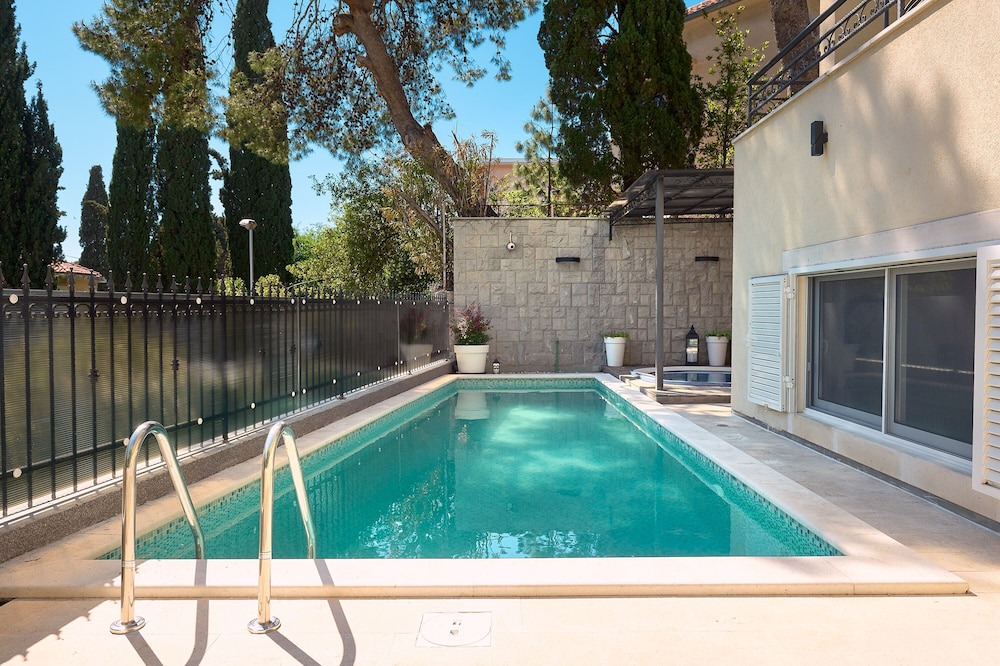 Photo of Others in Bacvice