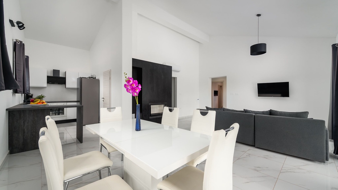 Photo of Livingroom in Topid
