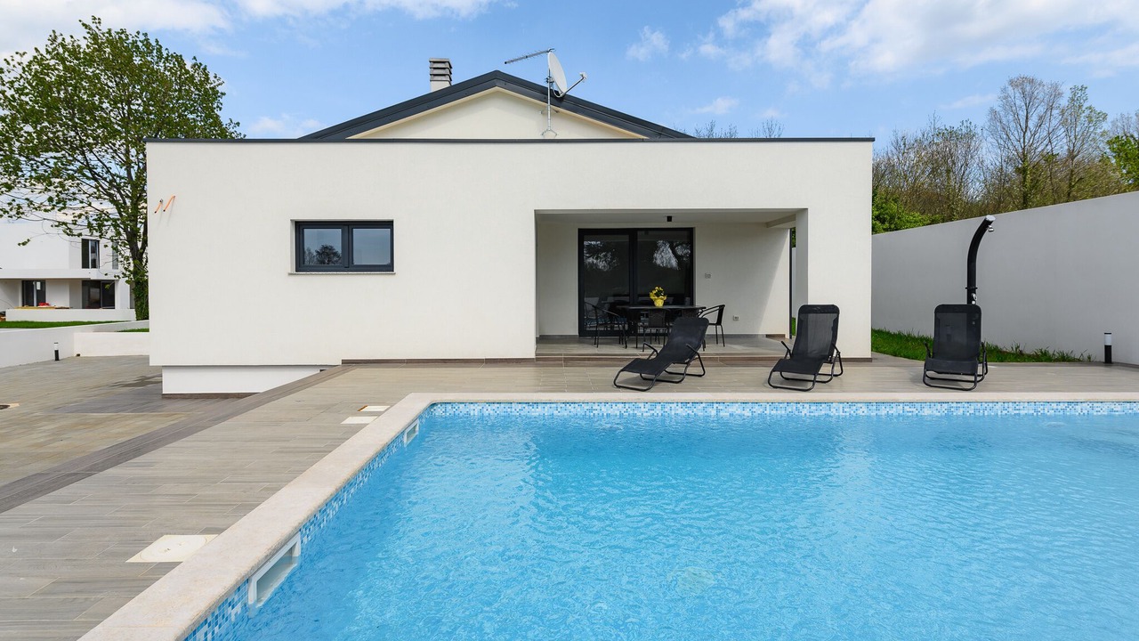 Photo of Outdoor in Topid