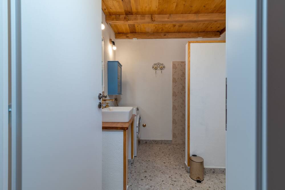 Photo of Bathroom in Seget