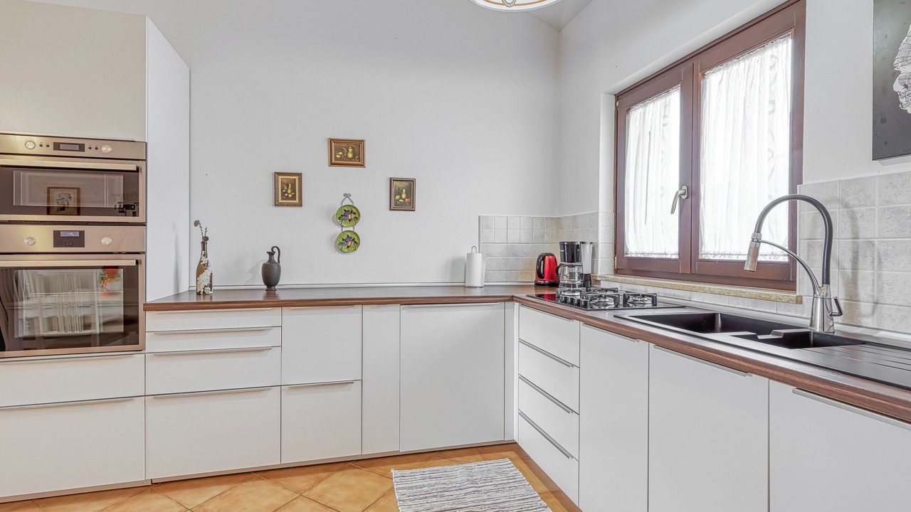 Photo of Kitchen in Kastelir-Labinci