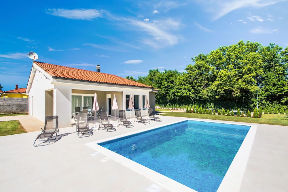 Photo of Outdoor in Snasici