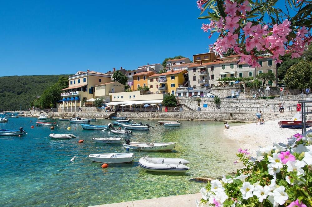 Photo of Others in Snasici