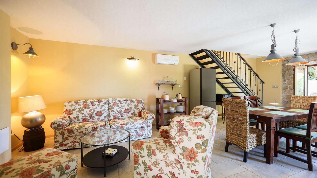 Photo of Livingroom in Sibuljina
