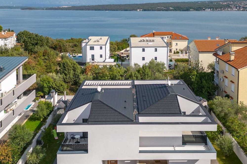 Photo of Outdoor in Porat