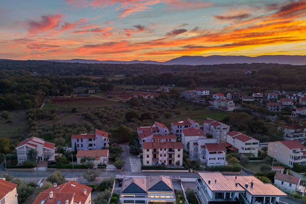 Photo of Outdoor in Porat