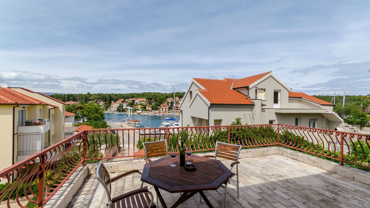 Photo of Patio Balcony in Vrboska