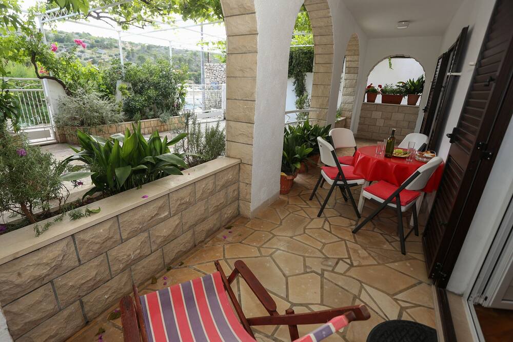 Photo of Patio Balcony in Bobovisca