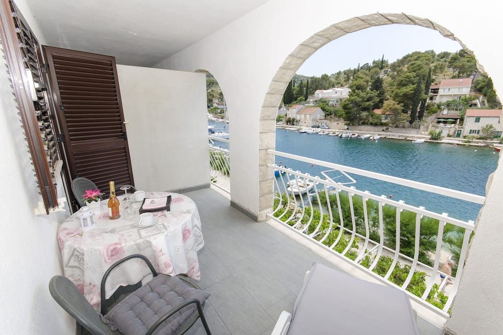 Photo of Patio Balcony in Bobovisca