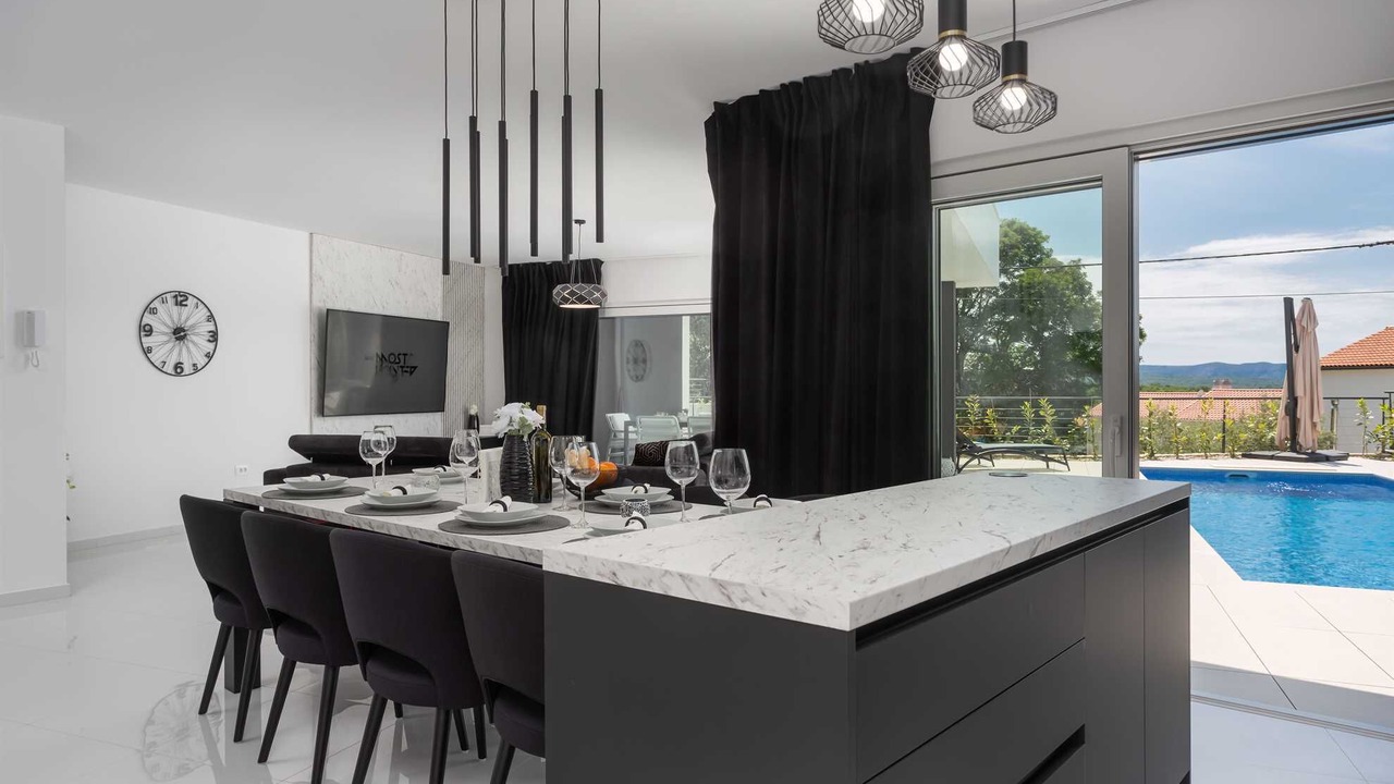 Photo of Kitchen in Malinska-Dubasnica