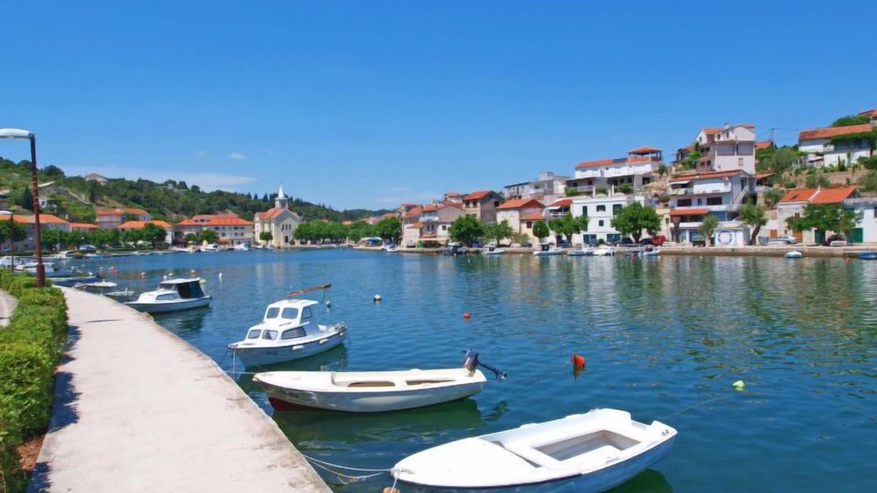 Photo of Others in Zaton