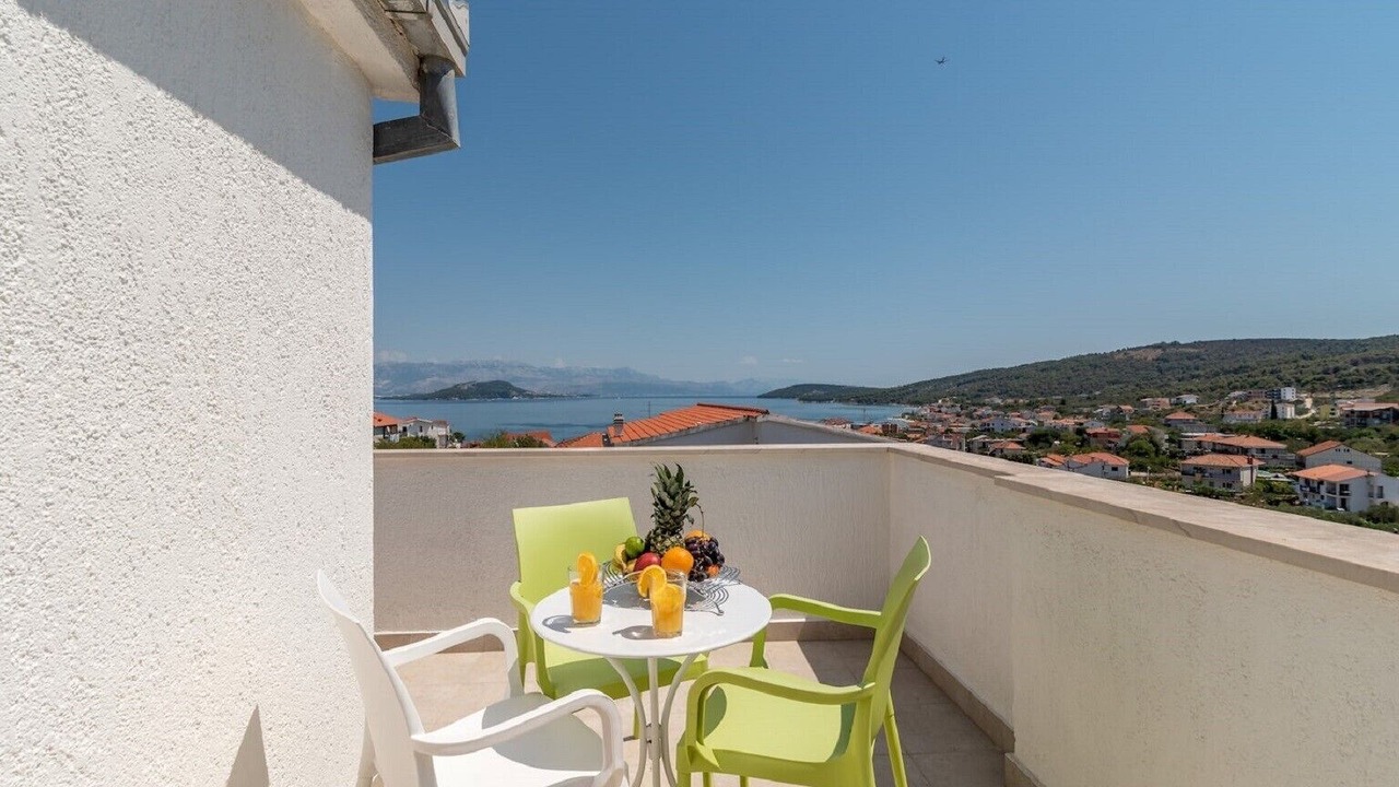 Photo of Outdoor in Slatine
