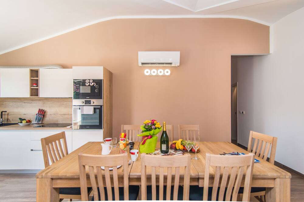 Photo of Kitchen in Liznjan