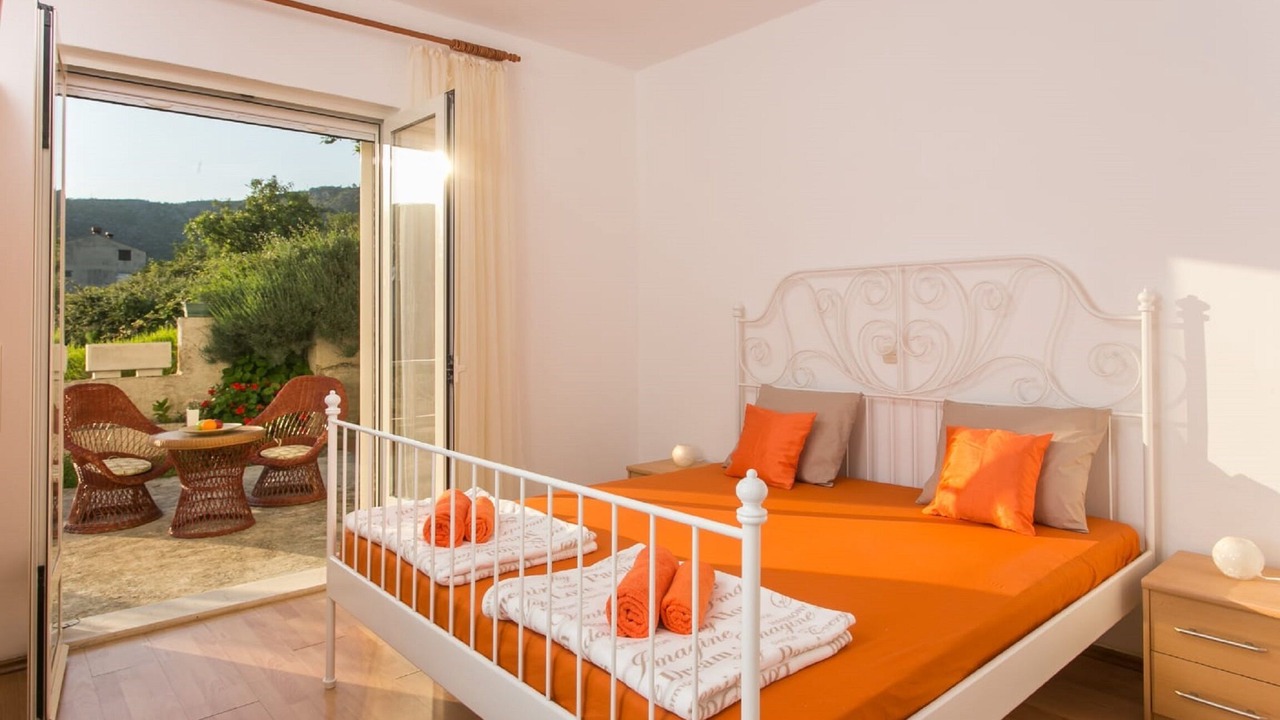 Photo of Others in Zaton