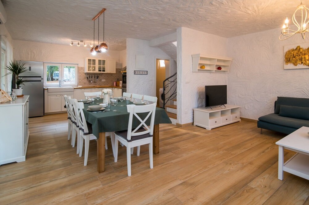 Photo of Livingroom in Risika