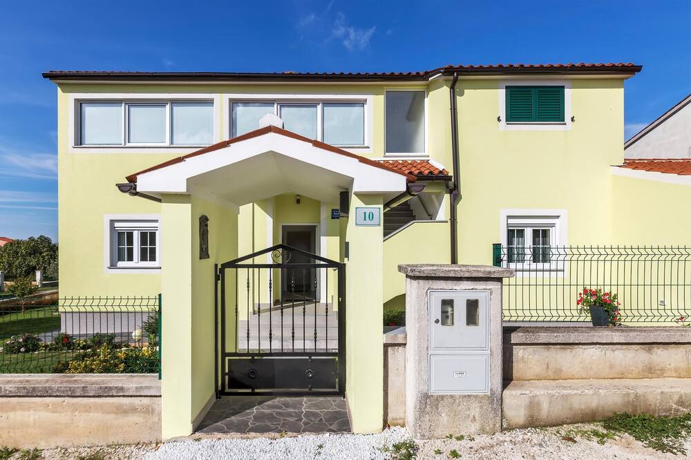 Photo of Outdoor in Galizana