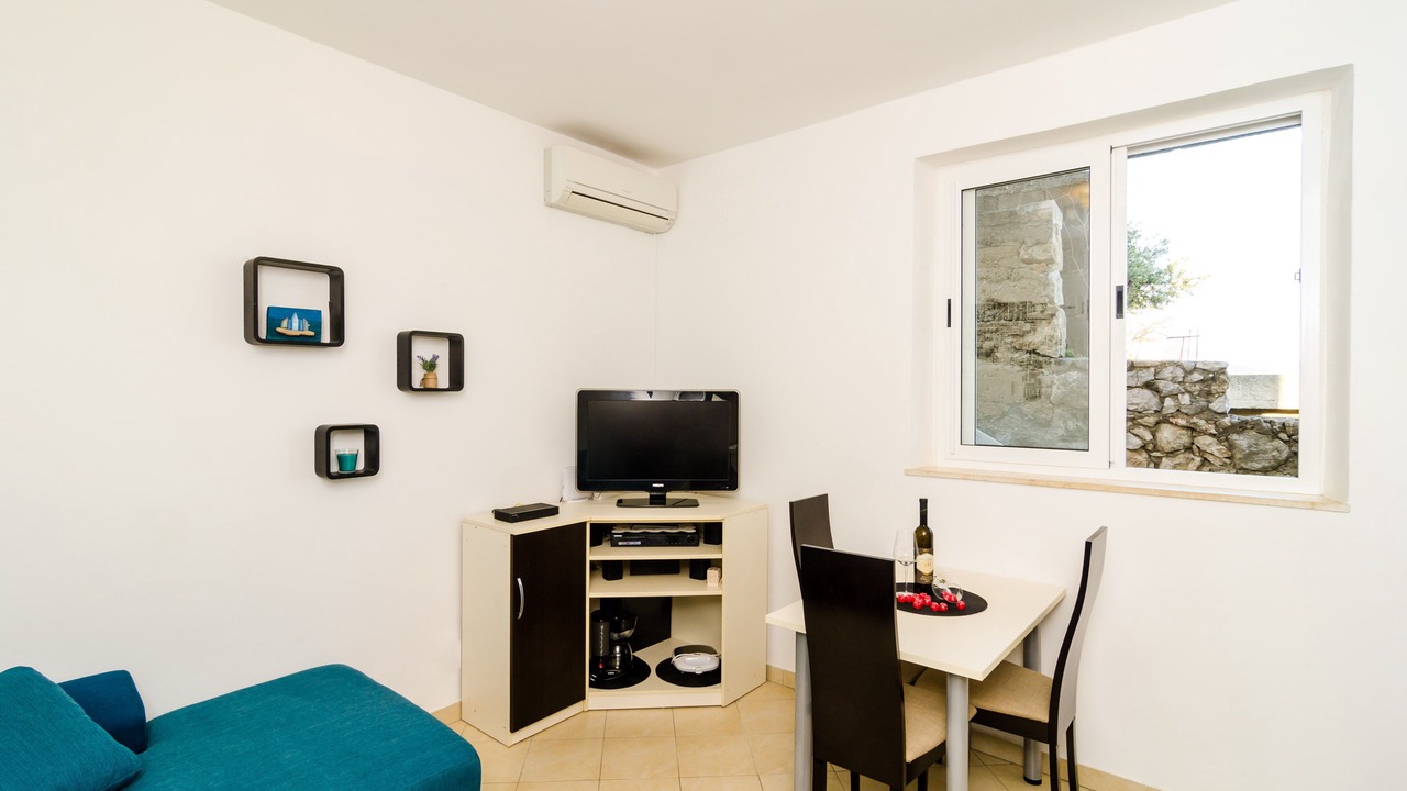 Photo of Bedroom in Montovjerna