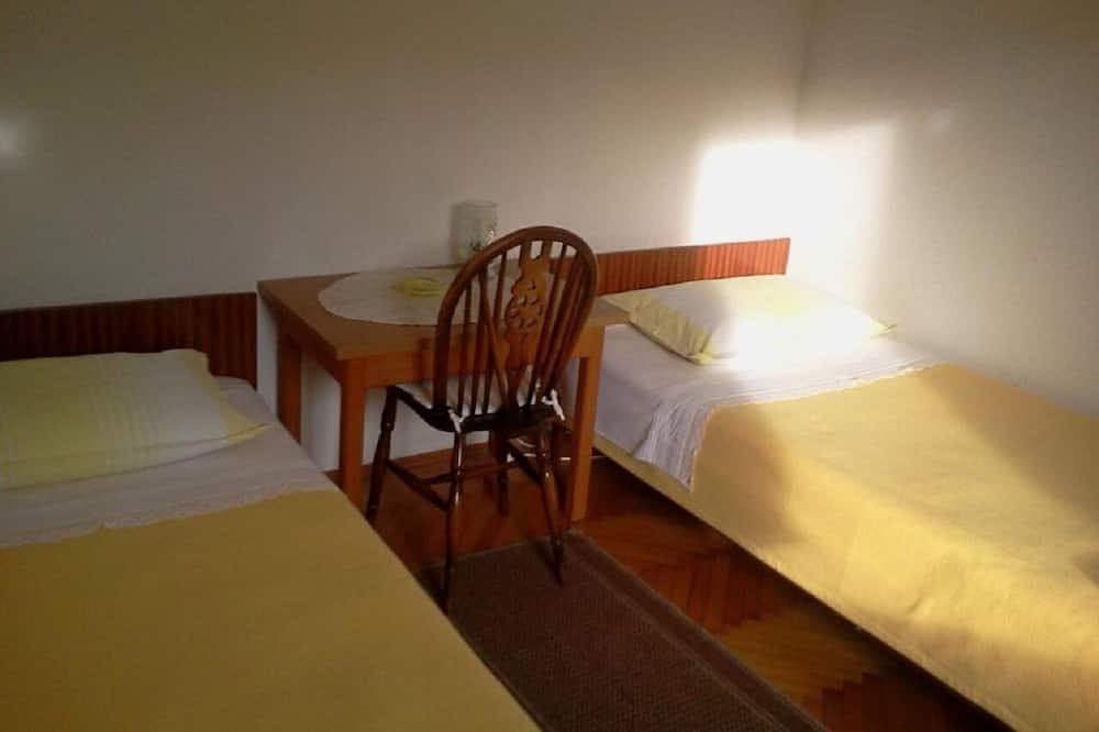 Photo of Bedroom in Sutivan