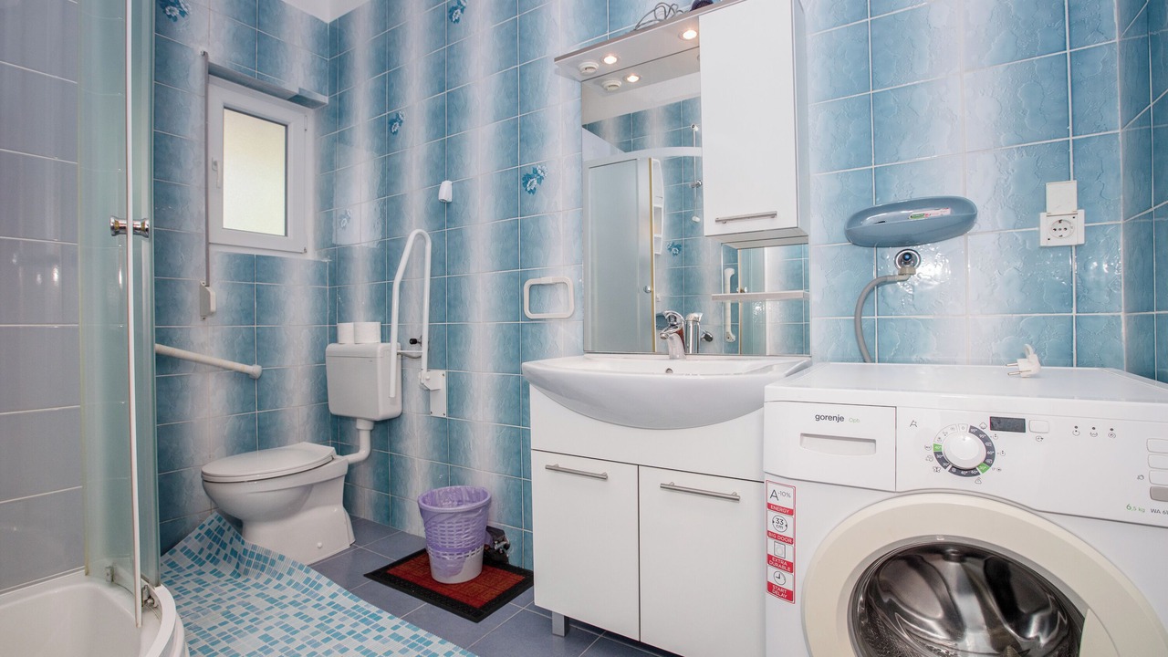 Photo of Bathroom in Rab