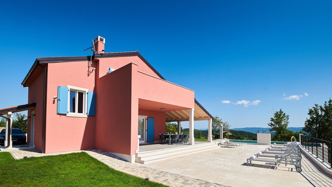 Photo of Outdoor in Oprtalj