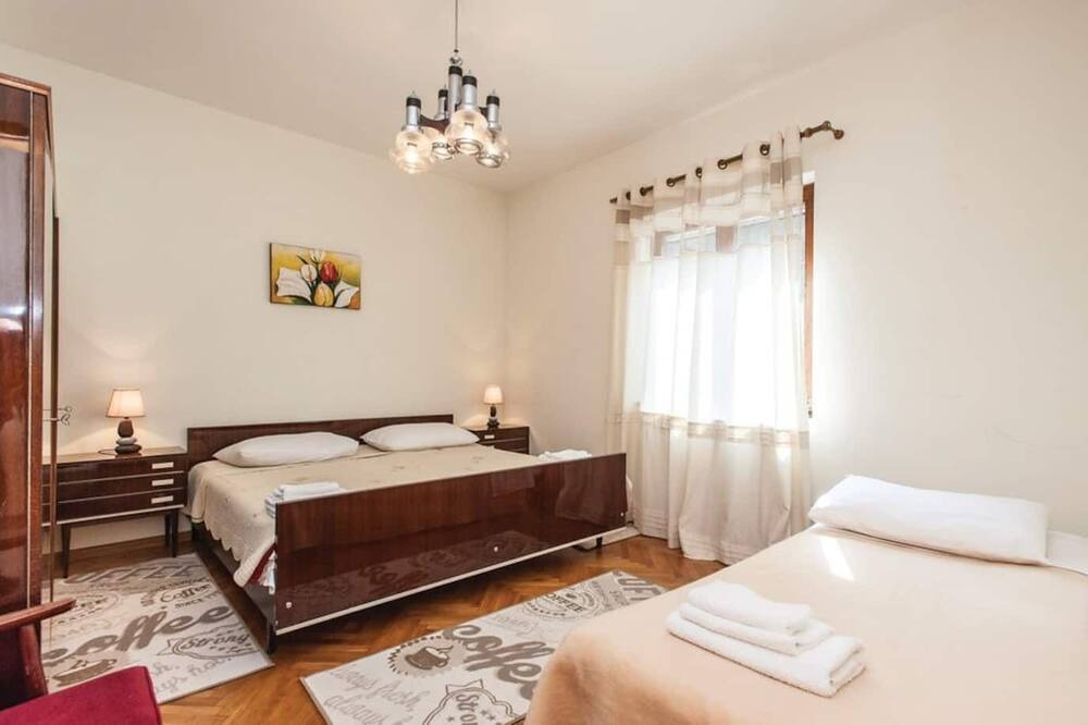 Photo of Bedroom in Srinjine