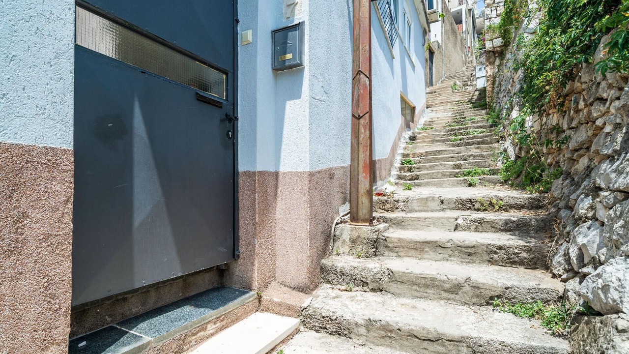 Photo of Outdoor in Gruz