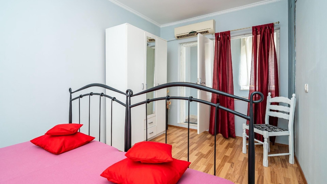 Photo of Others in Gruz