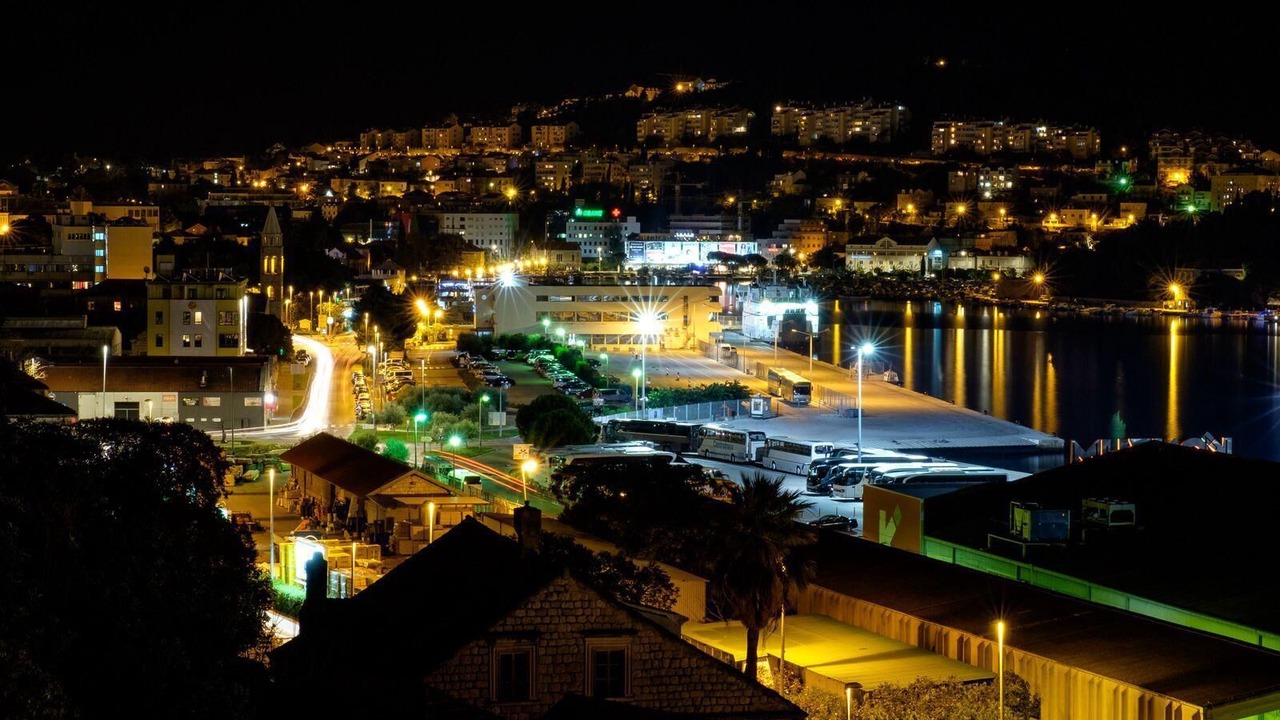 Photo of Others in Gruz