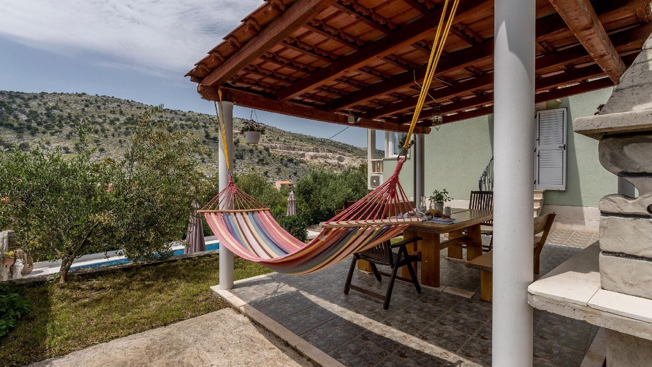 Photo of Outdoor in Srinjine