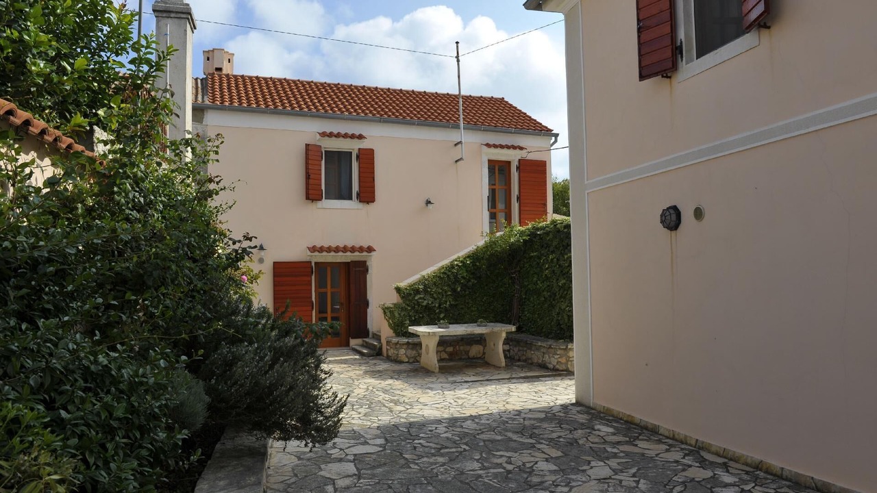 Photo of Outdoor in Dragove