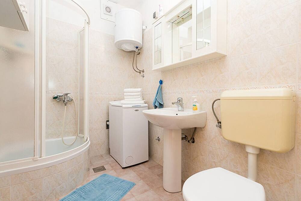 Photo of Bathroom in Ploce