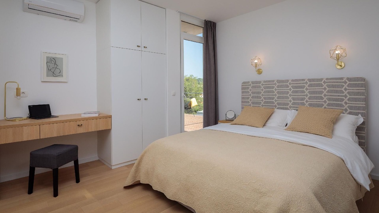 Photo of Bedroom in Sutivan