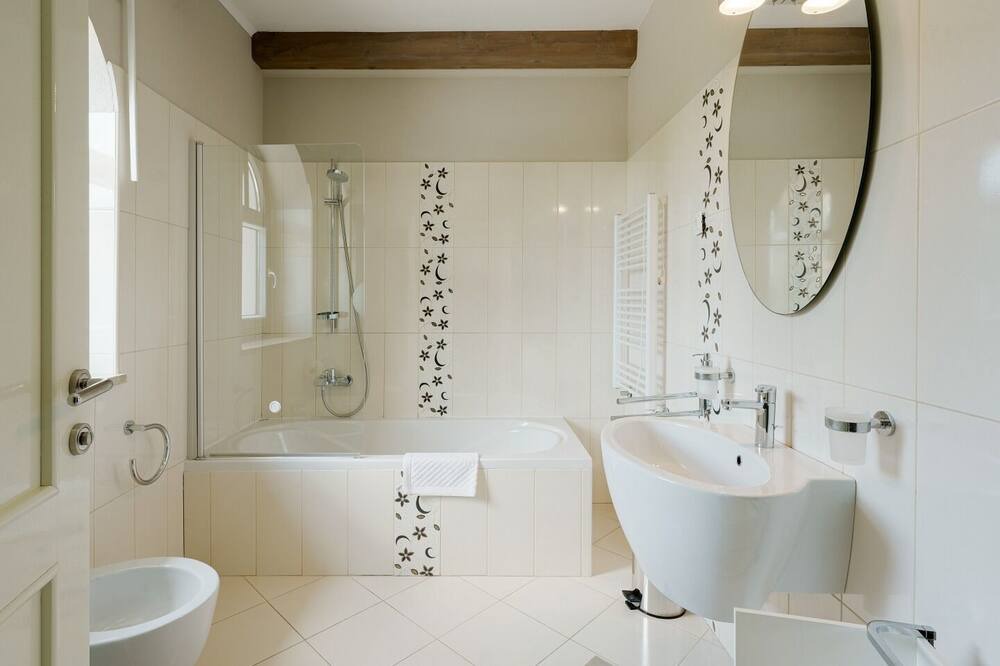 Photo of Bathroom in Prkacini