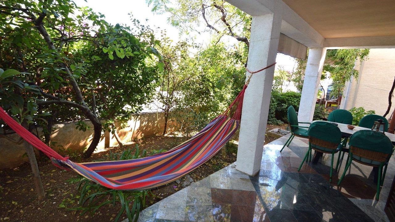 Photo of Outdoor in Cove Murtar