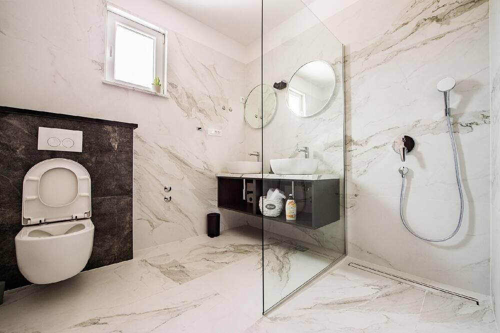 Photo of Bathroom in Vrsine