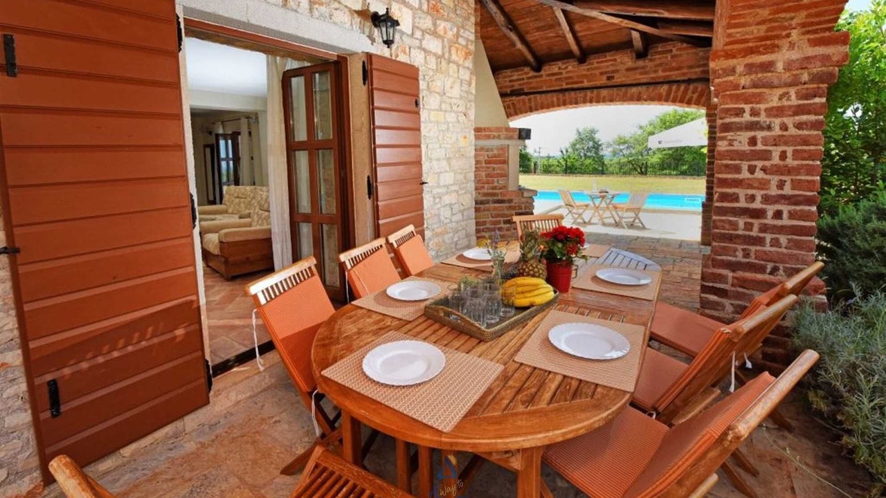 Photo of Outdoor in Heraki