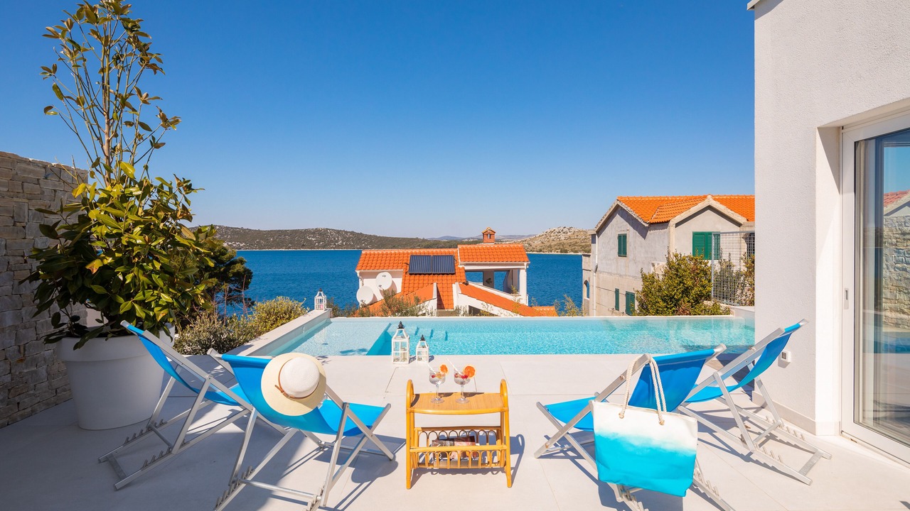 Photo of Outdoor in Grebastica