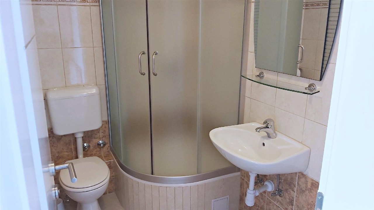 Photo of Bathroom in Duce