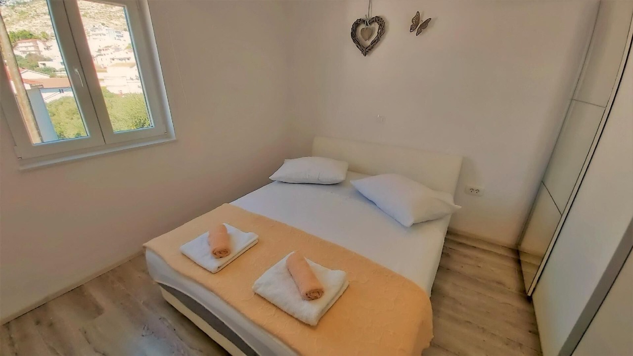Photo of Bedroom in Duce