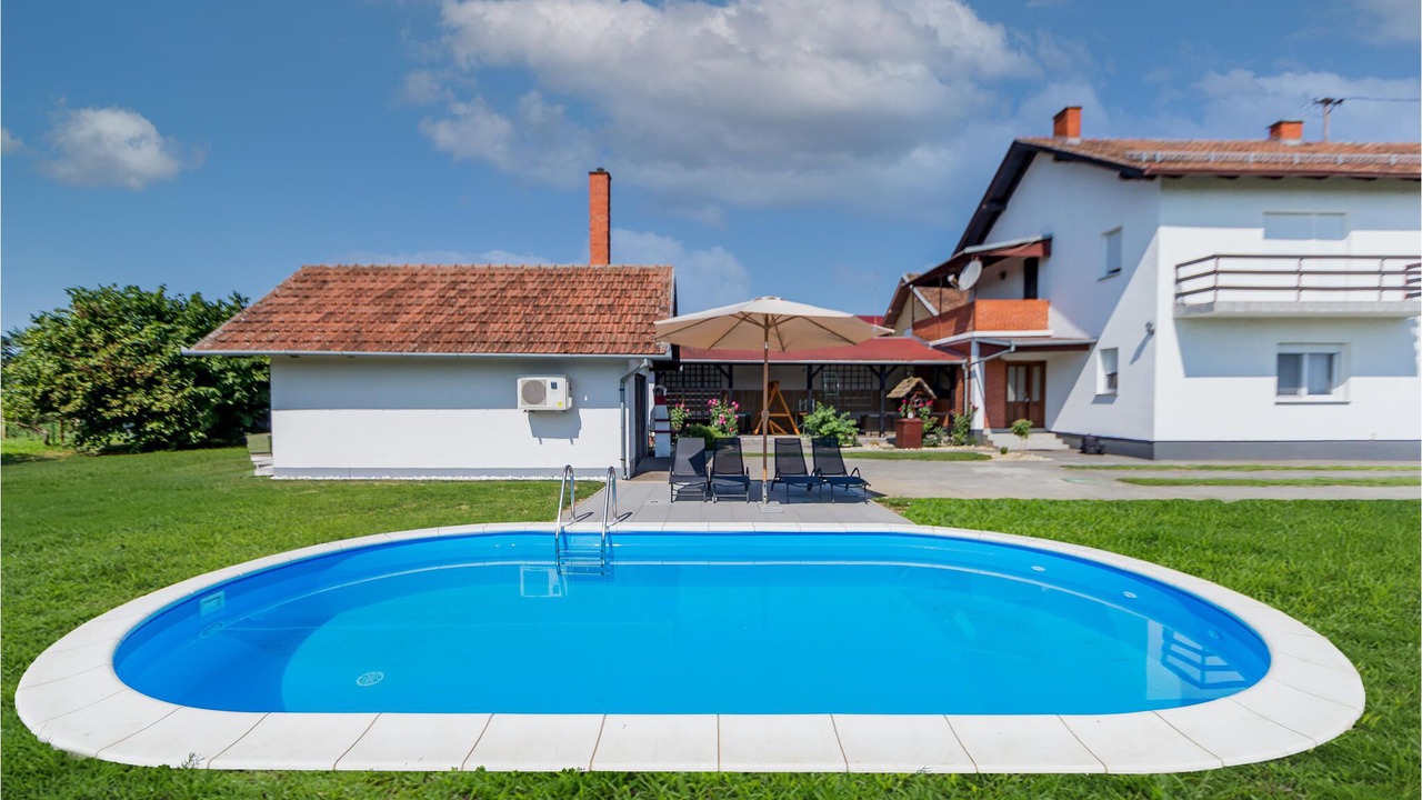 Photo of Outdoor in Dakovo