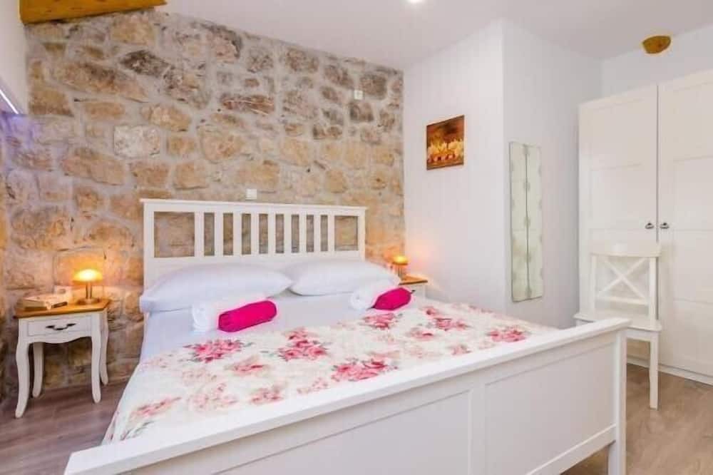 Photo of Bedroom in Mihanici