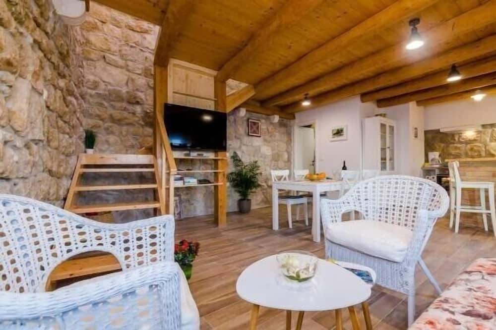 Photo of Livingroom in Mihanici
