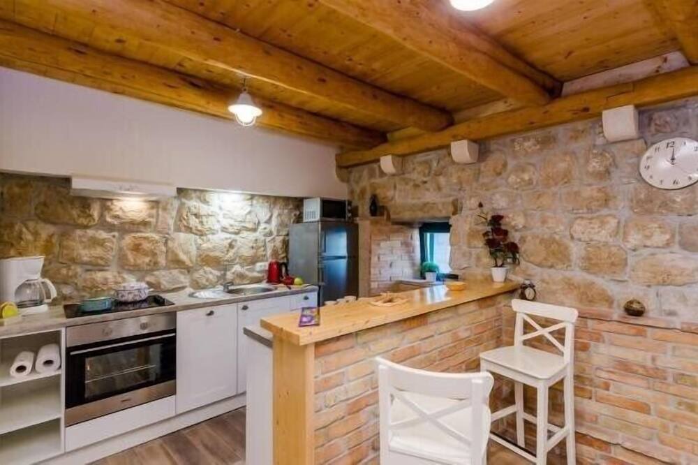 Photo of Kitchen in Mihanici