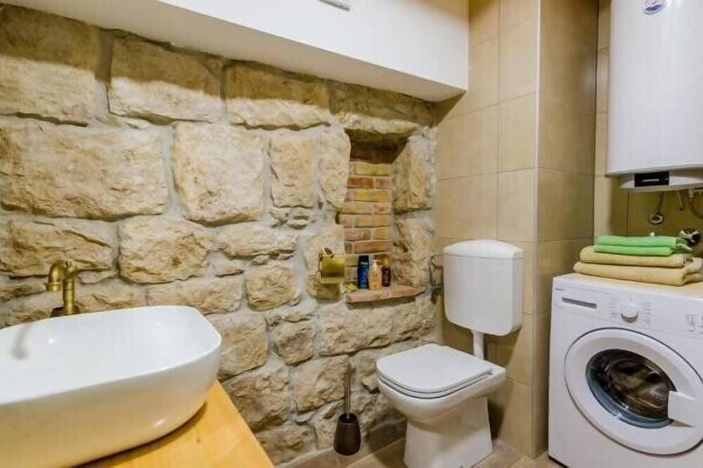 Photo of Bathroom in Mihanici