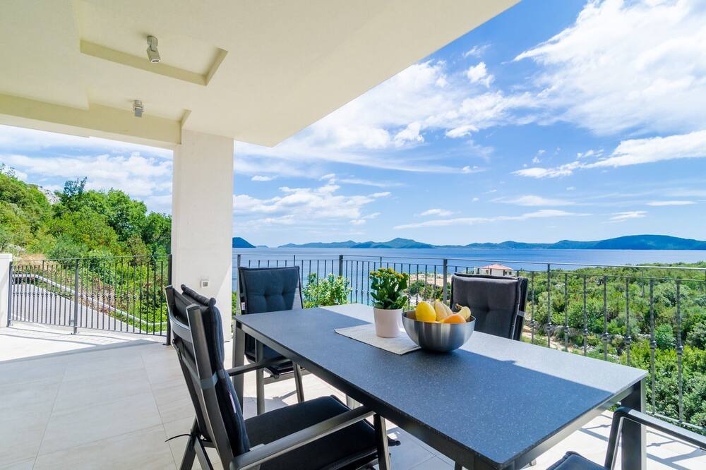 Photo of Patio Balcony in Podimoc