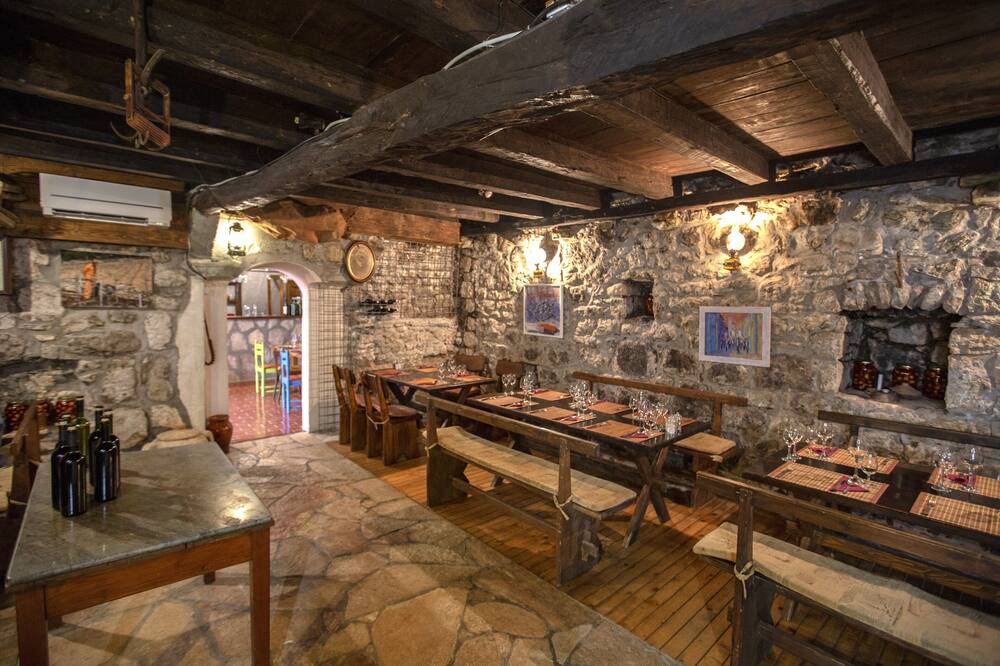 Photo of Livingroom in Donja Banda