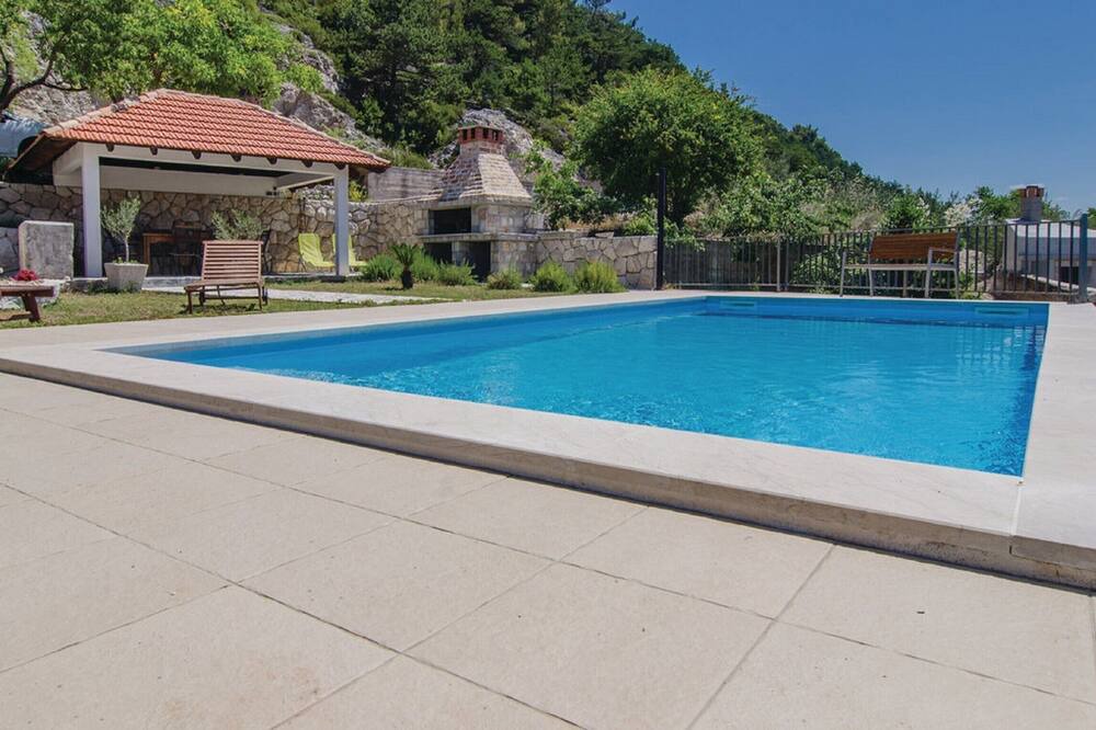 Photo of Outdoor in Donja Banda